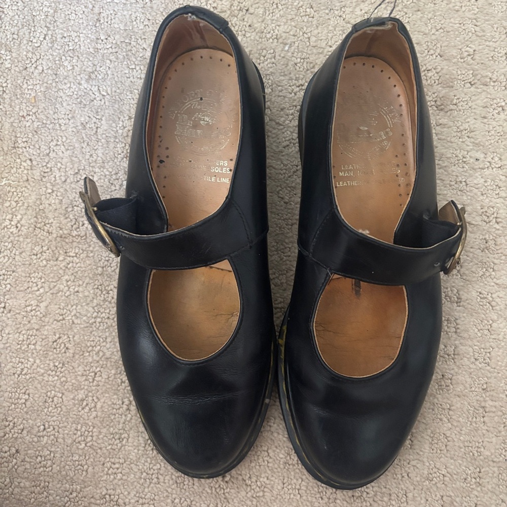 90s vintage 90s Black Mary Jane Leather Buckle Shoes